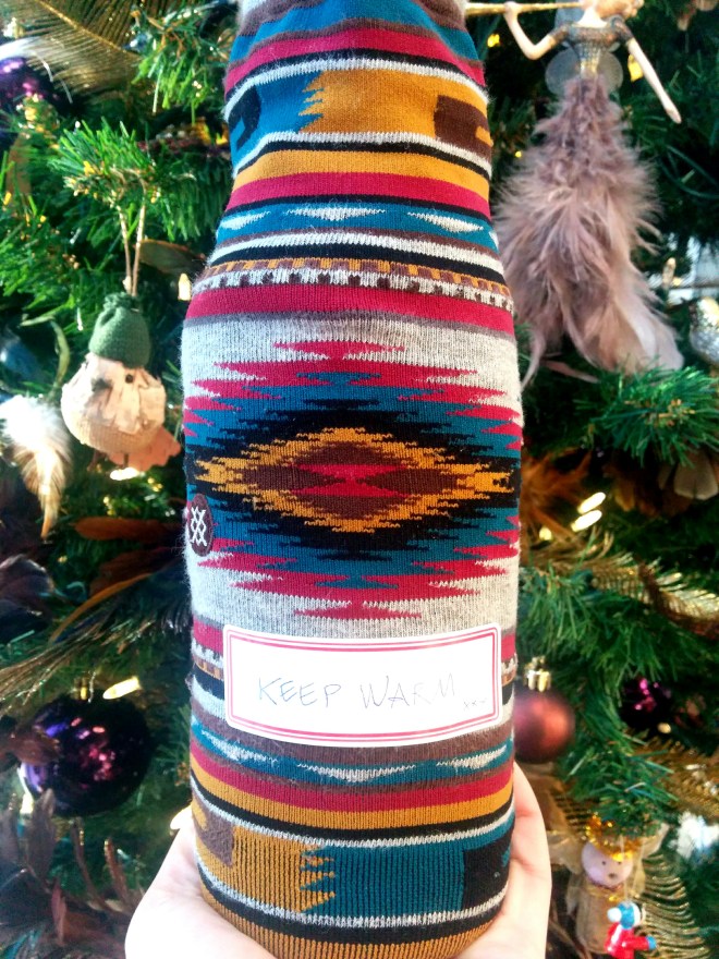 vin-chaussettes-cadeau-hôtesse